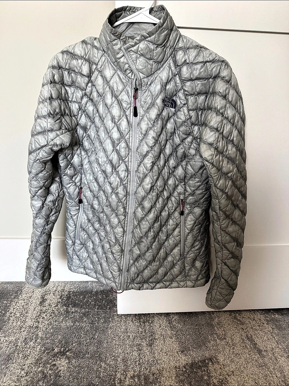 The North Face Diamond Peak Insulated Jacket Gray Medium